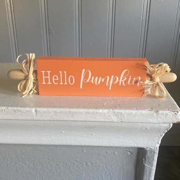 NWT- Set of 2- Hello Pumpkin & Give Thanks Wooden Rolling Pin Decorations w/ Bow - Picture 6 of 15
